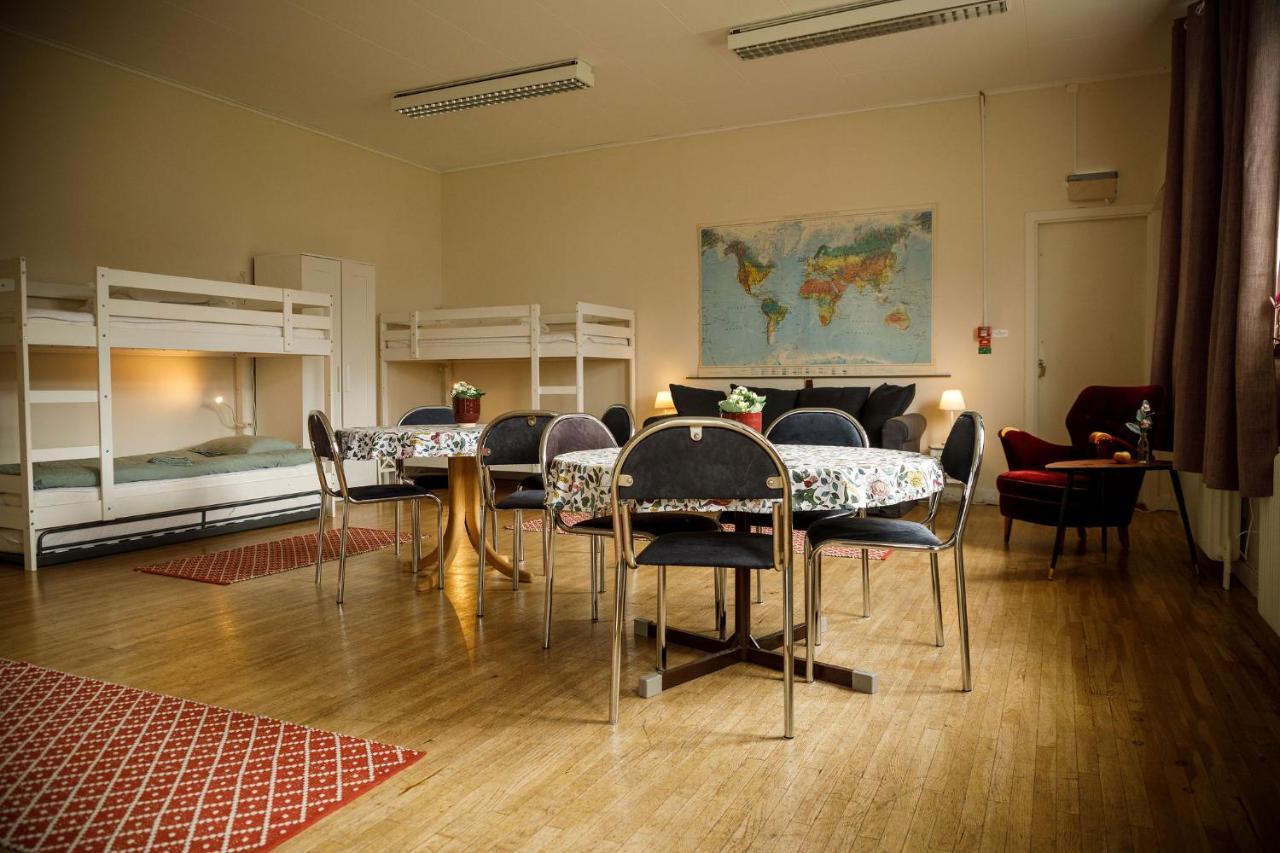 Kalvs Skolhus Hostel Ngoại thất bức ảnh